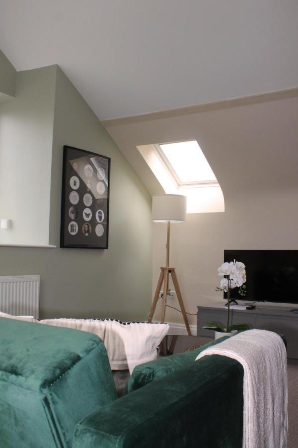 Appartement Charming 1-Bed Loft In Caerleon à Newport  Extérieur photo