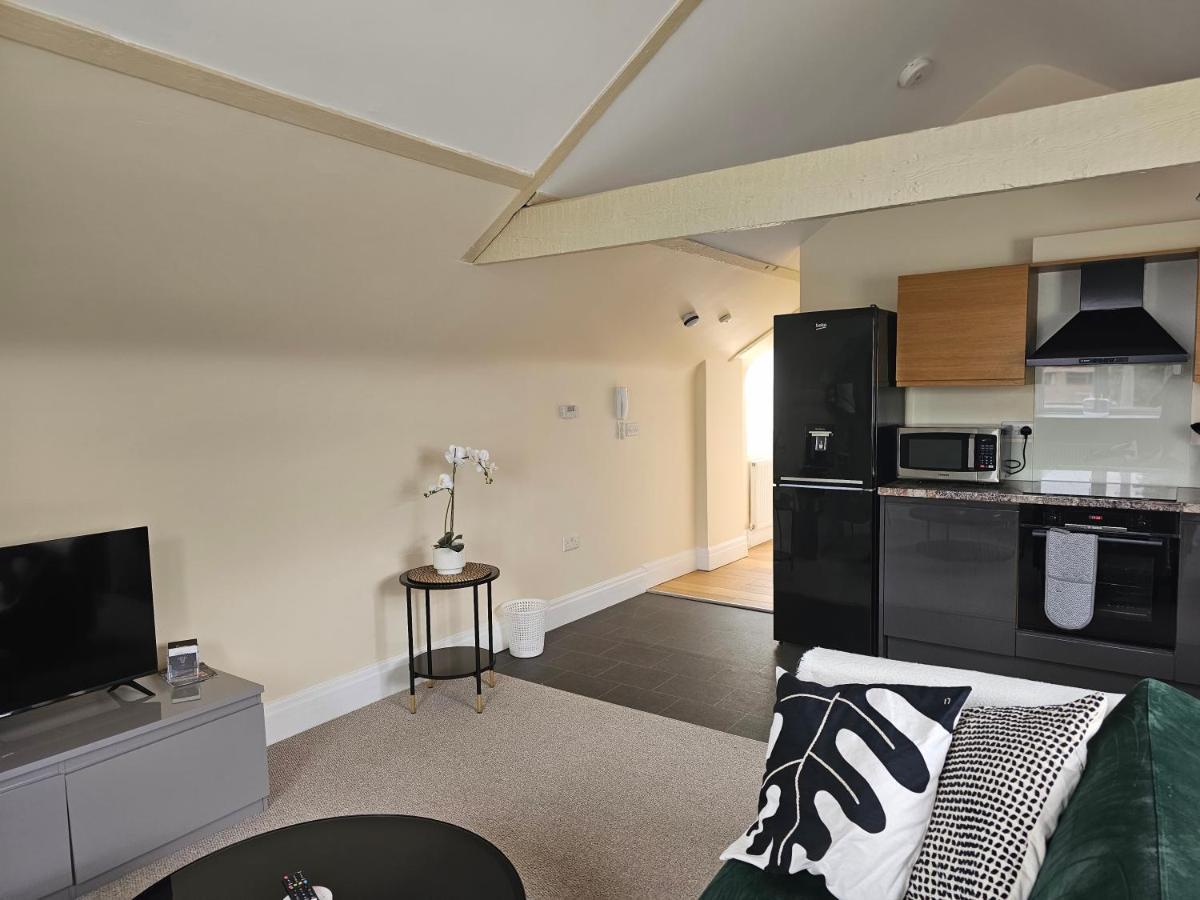 Appartement Charming 1-Bed Loft In Caerleon à Newport  Extérieur photo