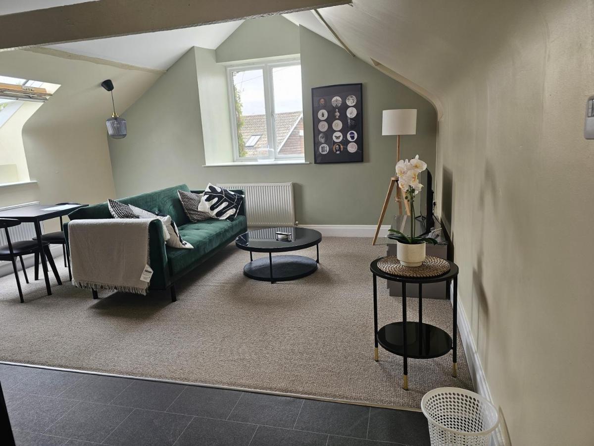 Appartement Charming 1-Bed Loft In Caerleon à Newport  Extérieur photo